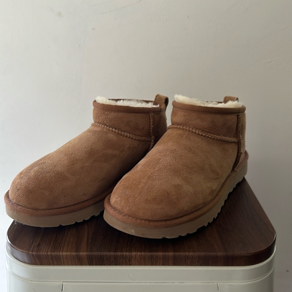 UGG Ultra mini